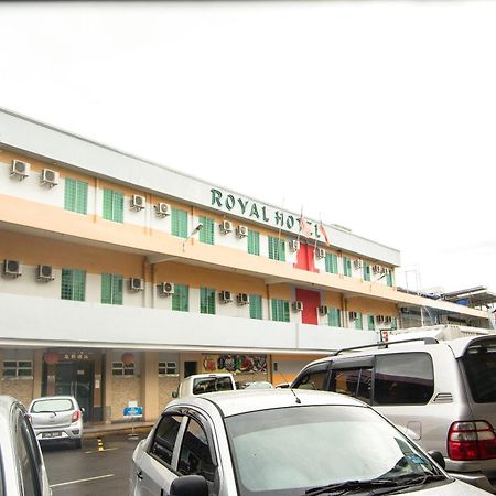 Oyo 89408 Royal Hotel Keningau Luaran gambar