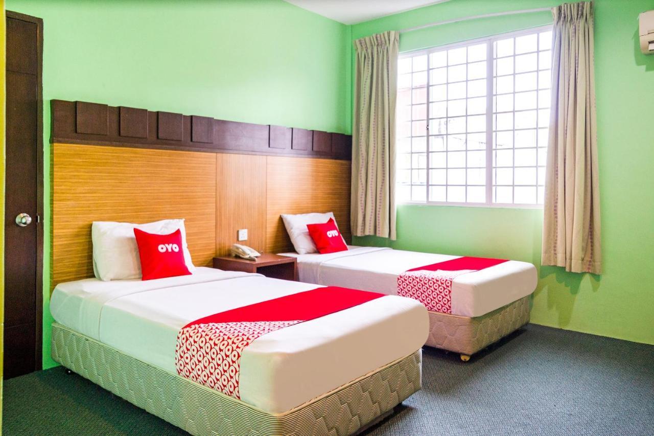 Oyo 89408 Royal Hotel Keningau Luaran gambar