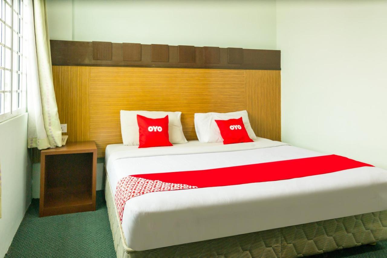 Oyo 89408 Royal Hotel Keningau Luaran gambar