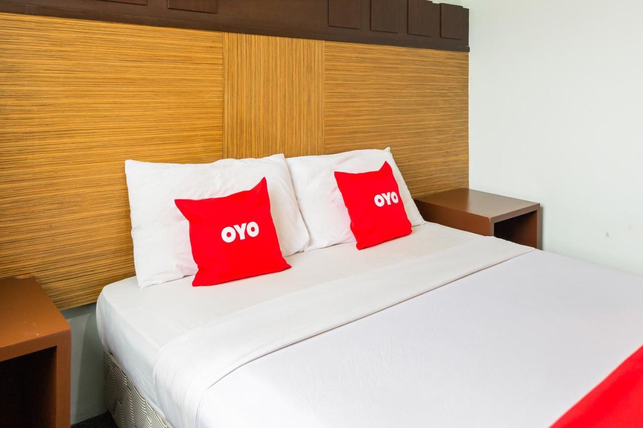 Oyo 89408 Royal Hotel Keningau Luaran gambar