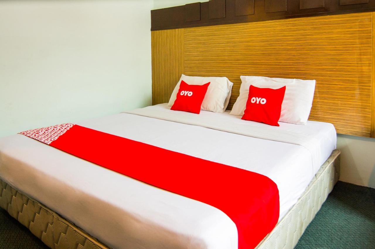 Oyo 89408 Royal Hotel Keningau Luaran gambar