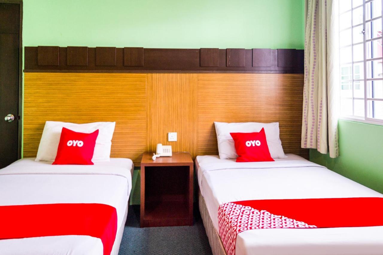 Oyo 89408 Royal Hotel Keningau Luaran gambar