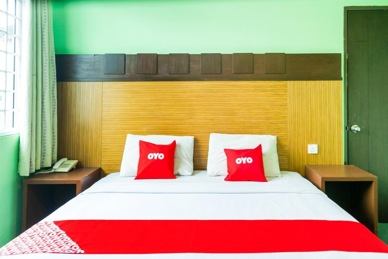Oyo 89408 Royal Hotel Keningau Luaran gambar