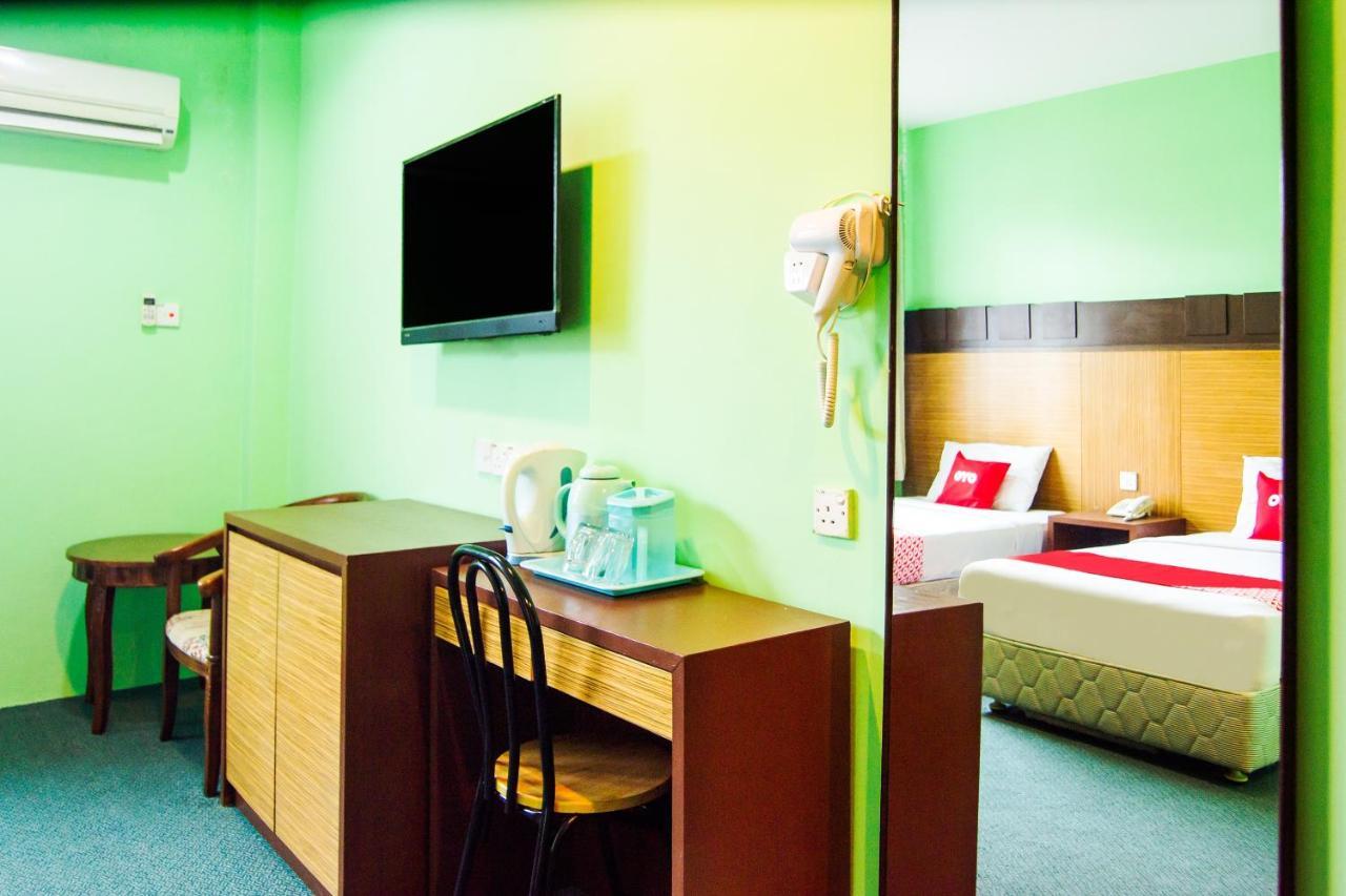 Oyo 89408 Royal Hotel Keningau Luaran gambar