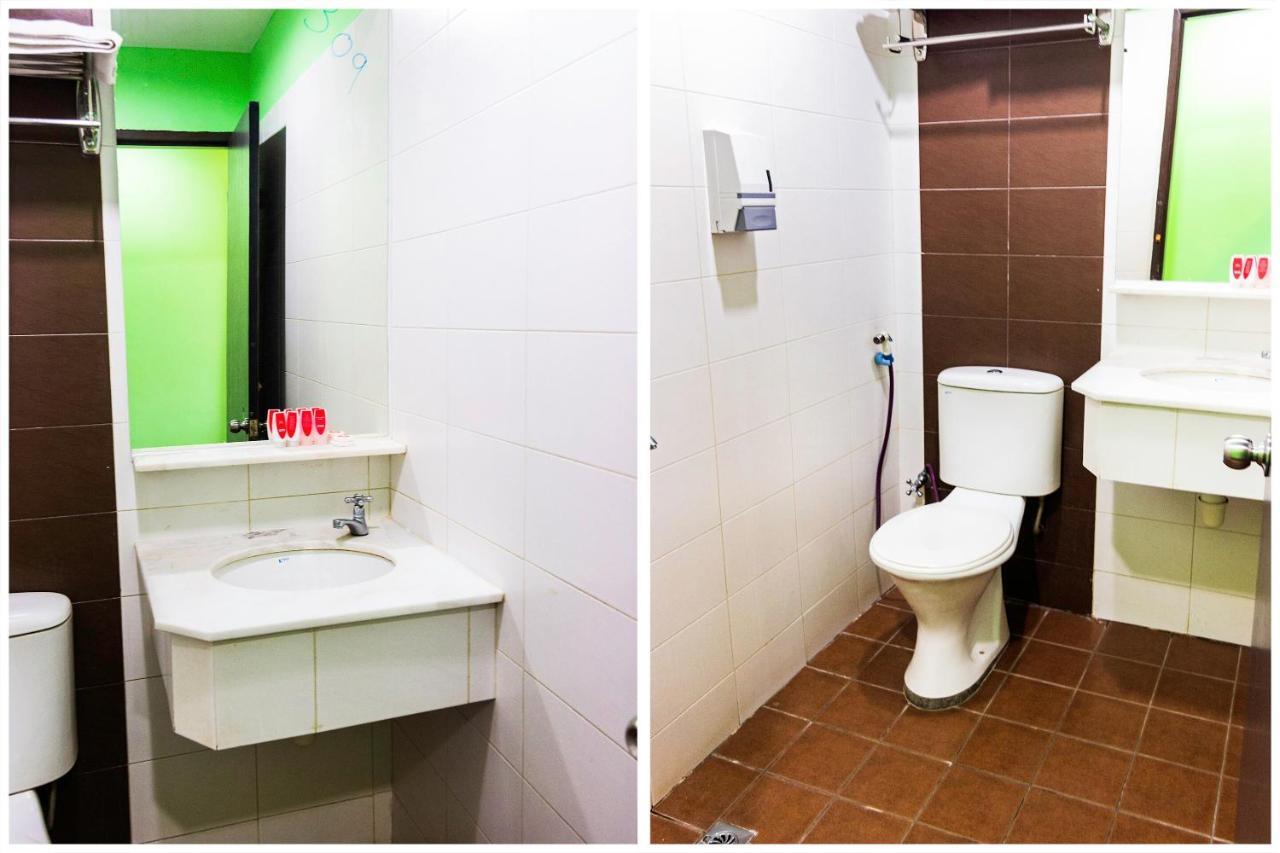 Oyo 89408 Royal Hotel Keningau Luaran gambar