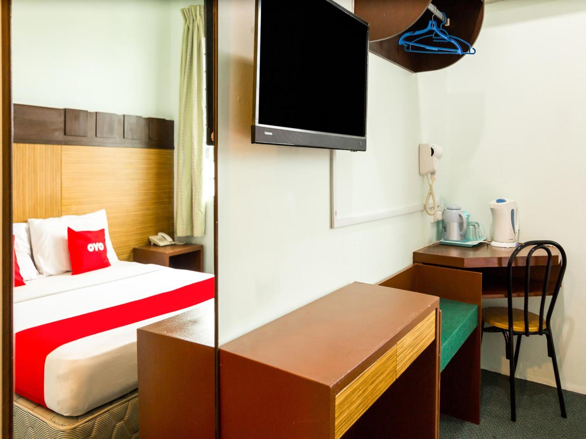 Oyo 89408 Royal Hotel Keningau Luaran gambar