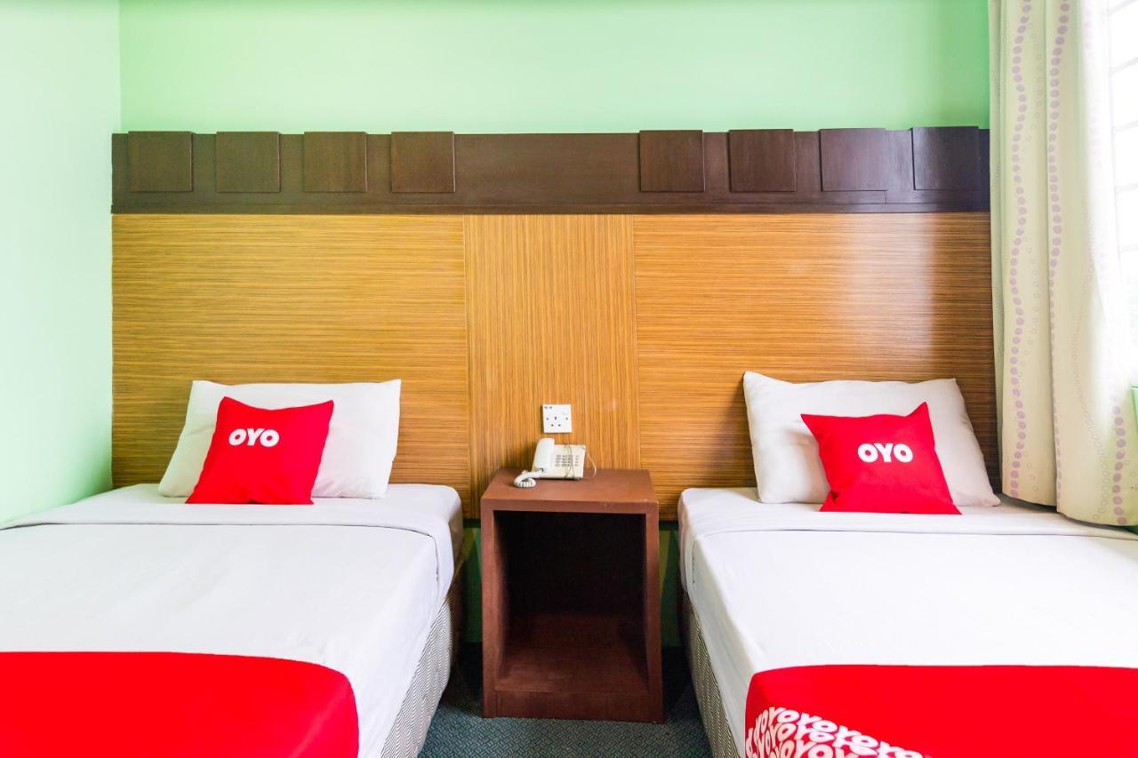 Oyo 89408 Royal Hotel Keningau Luaran gambar