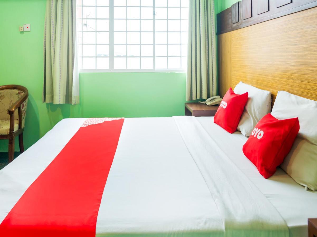 Oyo 89408 Royal Hotel Keningau Luaran gambar